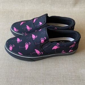 Raad Shop Flamingo Slip Ons Womens 6. New without tags